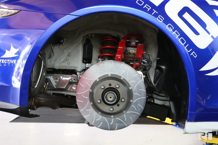 Brembo 380 x 30 Type III rear disc fitted.