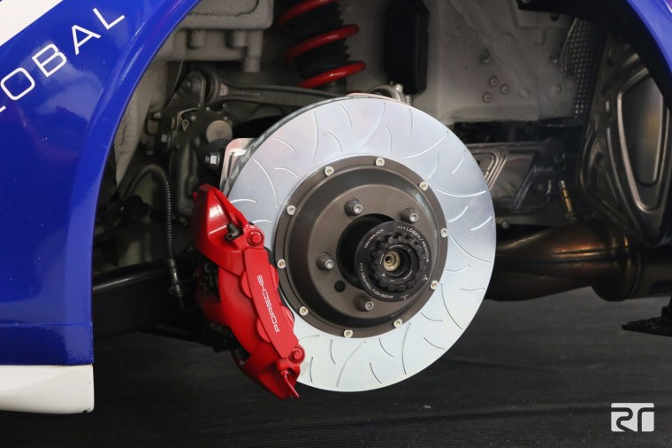 Brembo Performance Type III rear discs installed on GMG 991 GT3